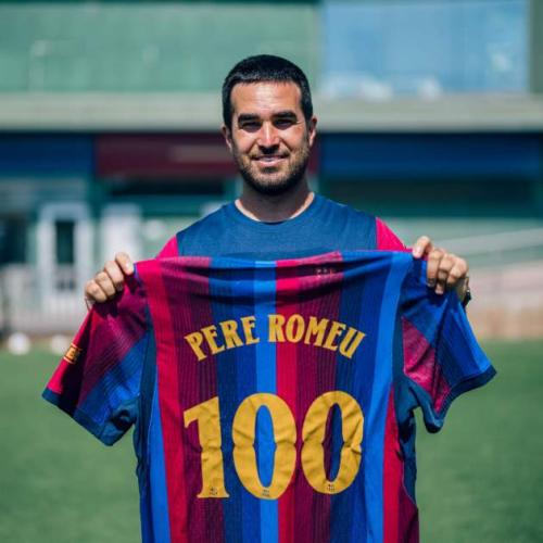 Pere Romeu prosi o największą gwiazdę futbolu kobiet dla Barçy — jest wolna, porównują ją z Messim