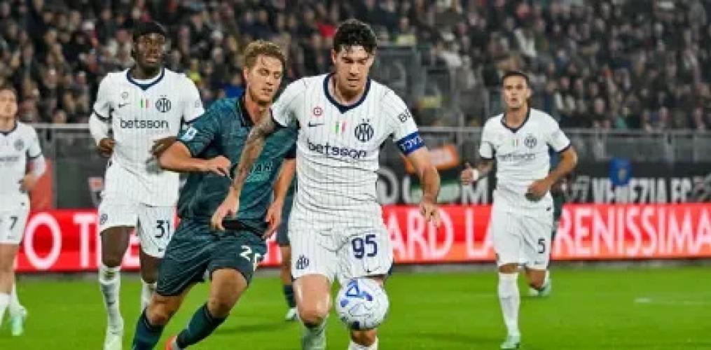 Bastoni jest gotów wysłuchać Barçy
